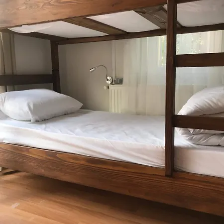 Kalkedon Auberge de jeunesse *